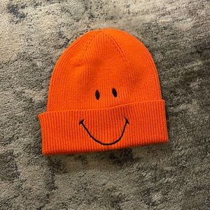 Gap one size orange hat tags still on
